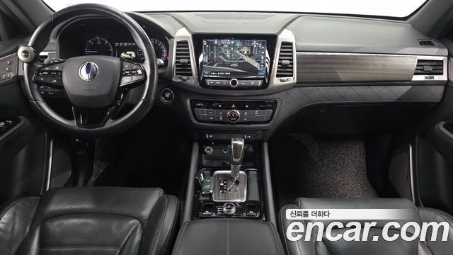 KG Mobility Rexton — interior