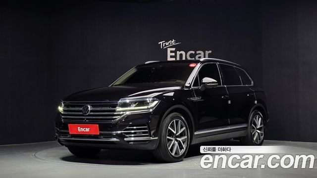 Volkswagen Touareg — exterior
