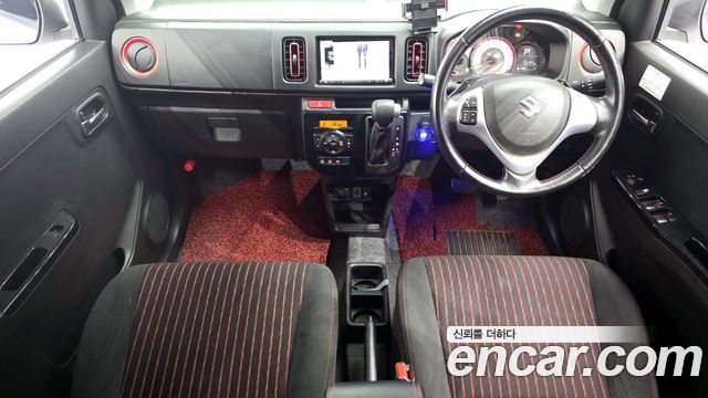 Suzuki Alto — interior