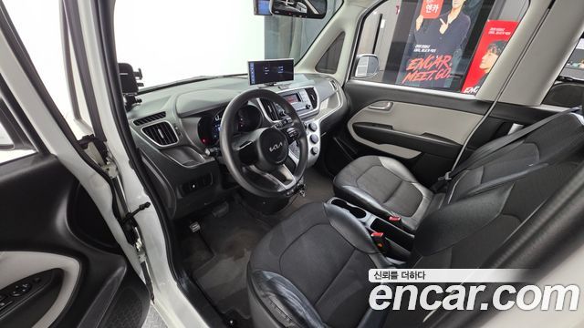 Kia Ray — interior