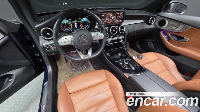 Mercedes-Benz C-Class — interior