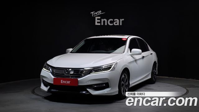 Honda Accord — exterior