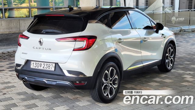 Renault Korea Captur — interior