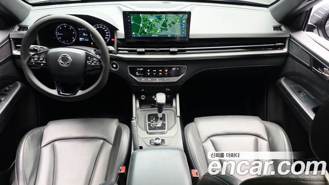 KG Mobility Rexton — interior