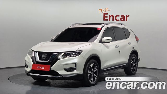 Nissan X-Trail — exterior