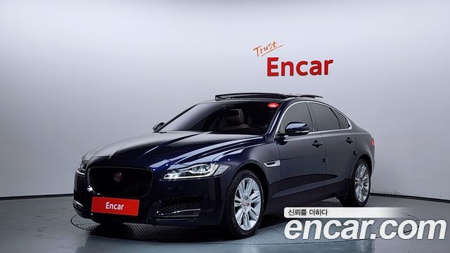 Jaguar XF — exterior
