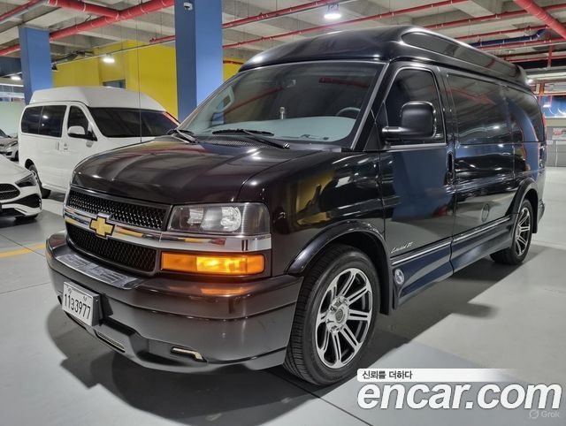 Chevrolet Express Van — exterior