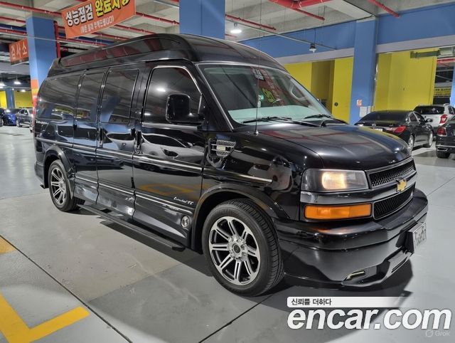 Chevrolet Express Van — interior