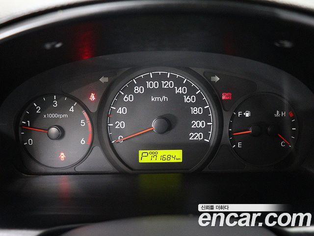 Hyundai Starex — interior