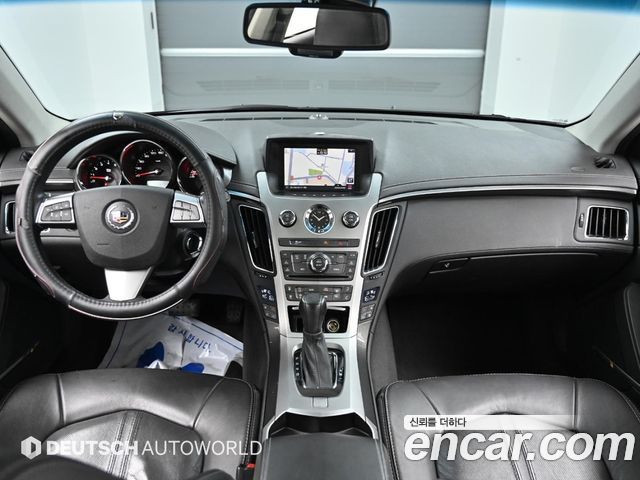Cadillac CTS — interior