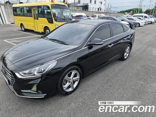 Hyundai Sonata — exterior