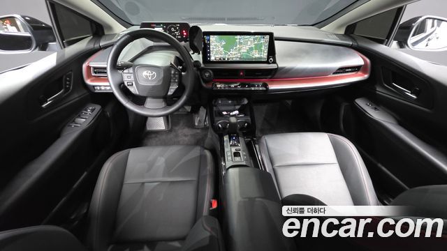 Toyota Prius — interior
