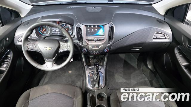 Chevrolet Korea Cruze — interior