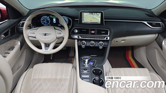 Genesis G70 — interior