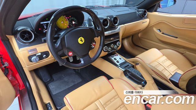 Ferrari 599 — interior