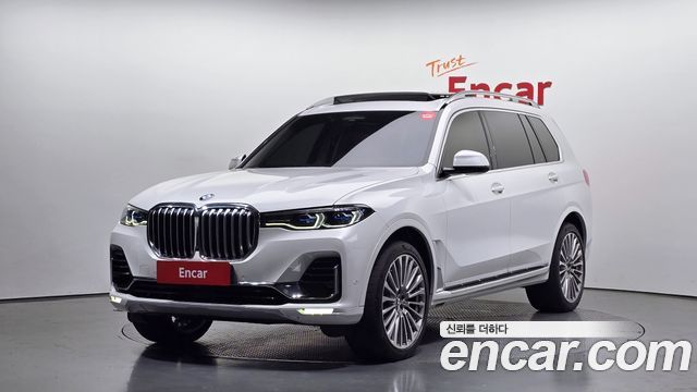 BMW X7 — exterior
