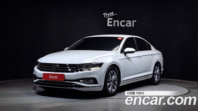 Volkswagen Passat — exterior