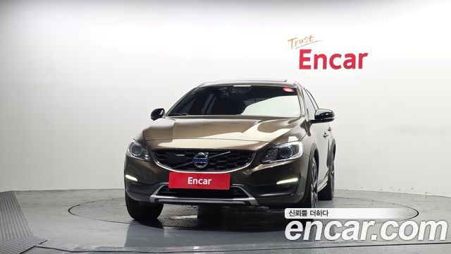 Volvo V60 — exterior
