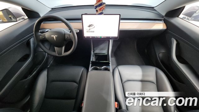 Tesla Model 3 — interior