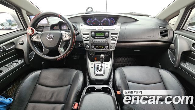 KG Mobility Korando — interior