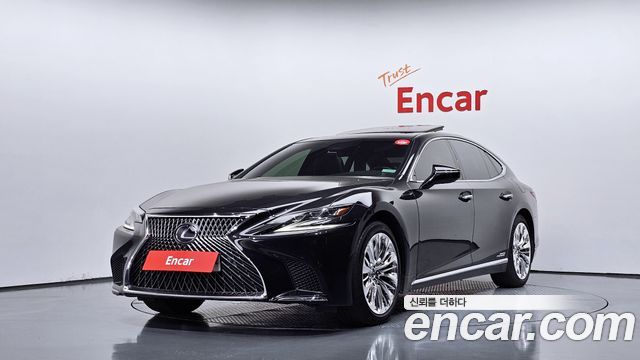 Lexus LS — exterior