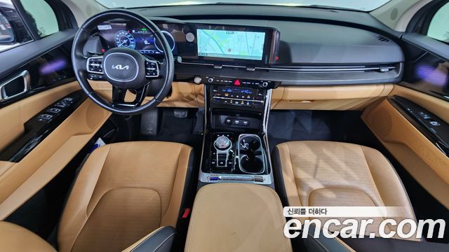 Kia Carnival — interior