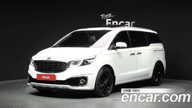Kia Carnival — exterior