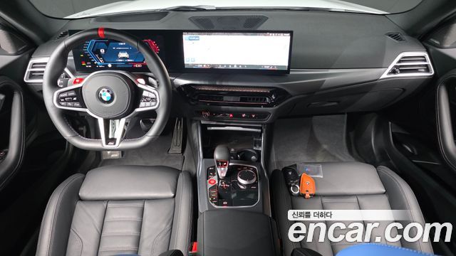 BMW M2 — interior