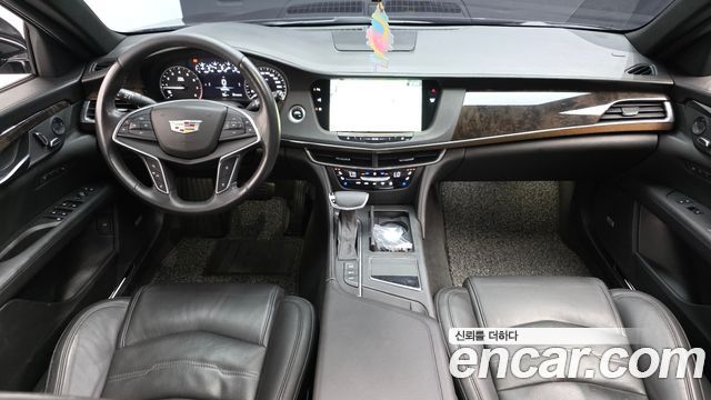 Cadillac CT6 — interior