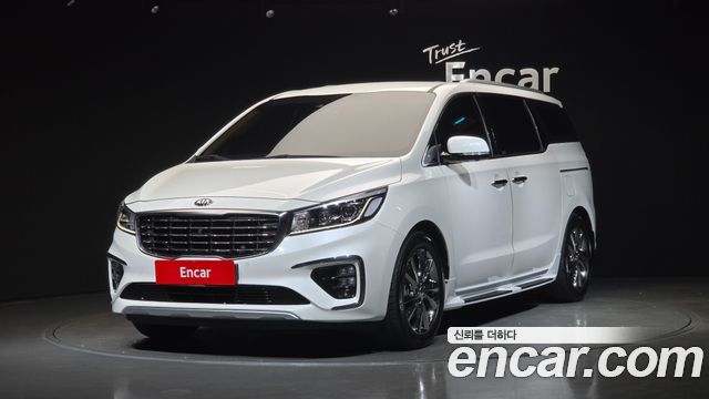 Kia Carnival — exterior