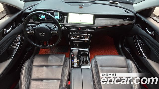Kia K7 — interior