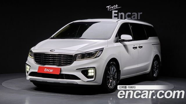 Kia Carnival — exterior