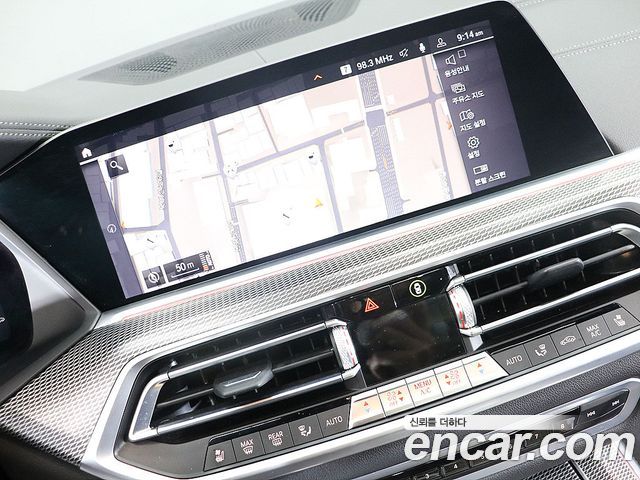 BMW X5 — interior