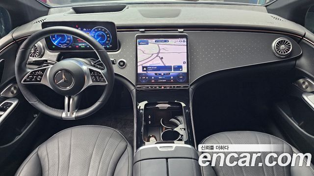 Mercedes-Benz EQE — interior
