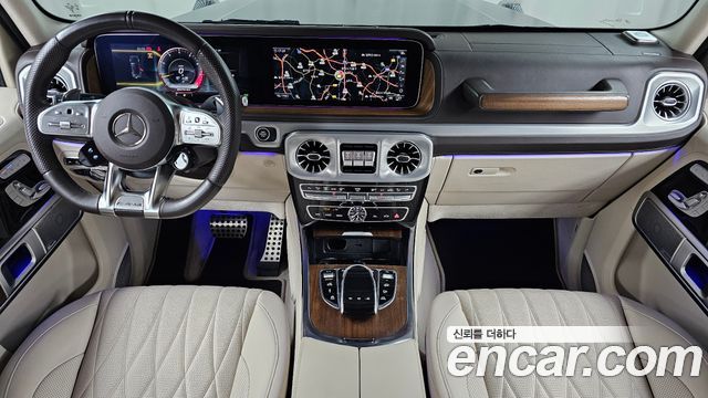 Mercedes-Benz G-Class — interior