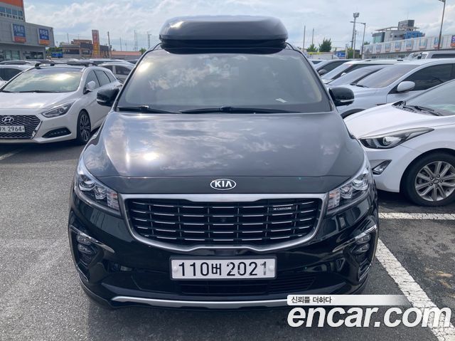 Kia Carnival — exterior
