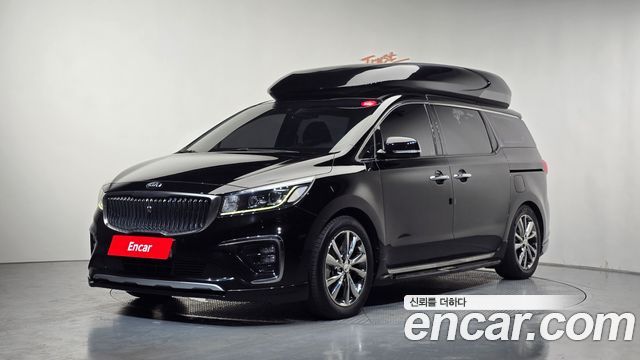 Kia Carnival — exterior