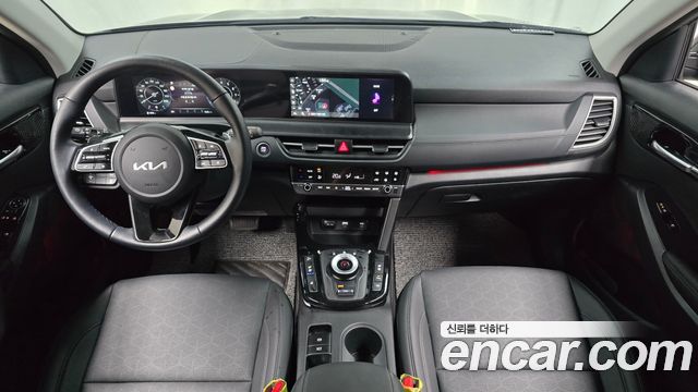 Kia Seltos — interior