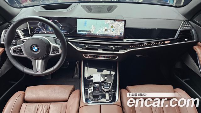 BMW X5 — interior