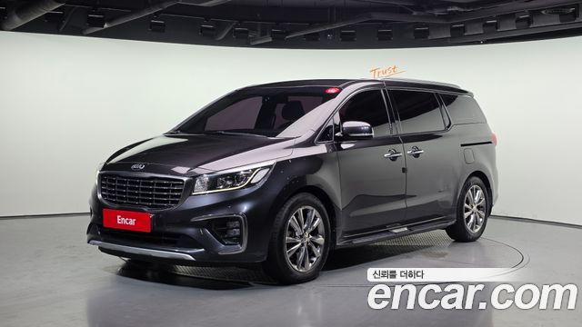 Kia Carnival — exterior