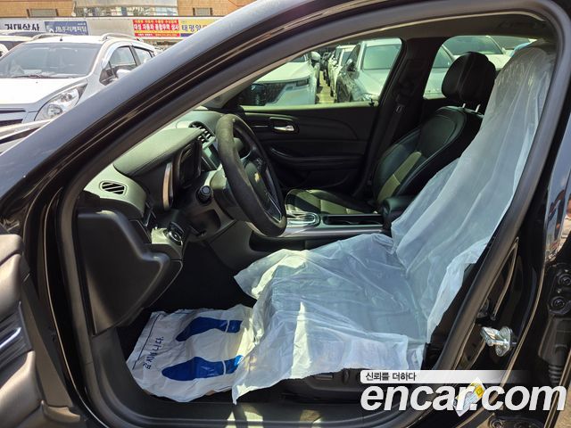 Chevrolet Korea Malibu — interior