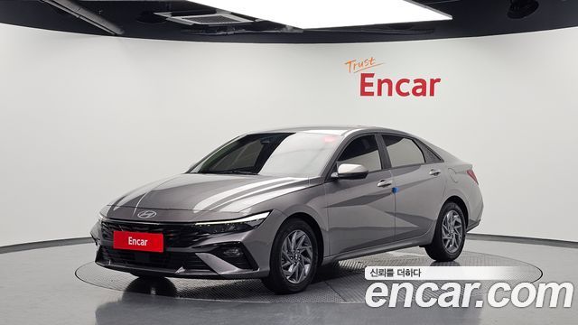 Hyundai Avante — exterior