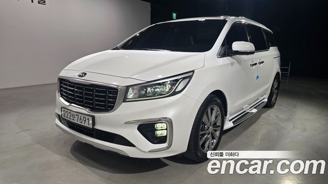 Kia Carnival — exterior