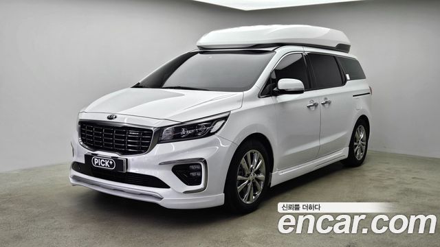 Kia Carnival — exterior
