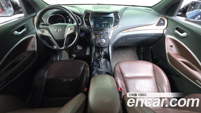 Hyundai Maxcruz — interior