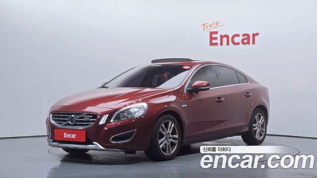Volvo S60 — exterior