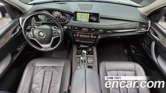 BMW X5 — interior