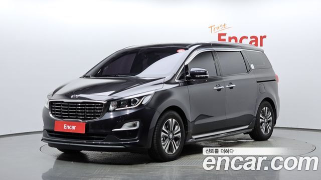Kia Carnival — exterior