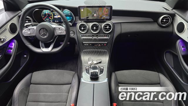Mercedes-Benz C-Class — interior