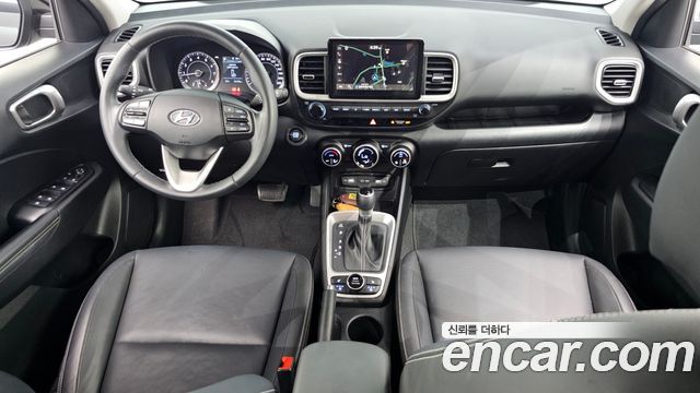 Hyundai Venue — interior